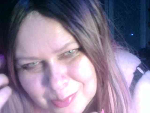 CharleeKendall webcam