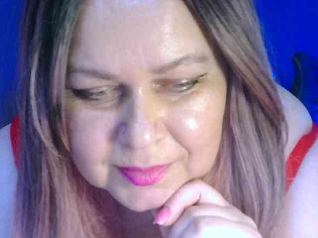 CharleeKendall webcam