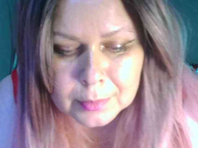 CharleeKendall webcam