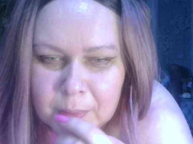 CharleeKendall webcam