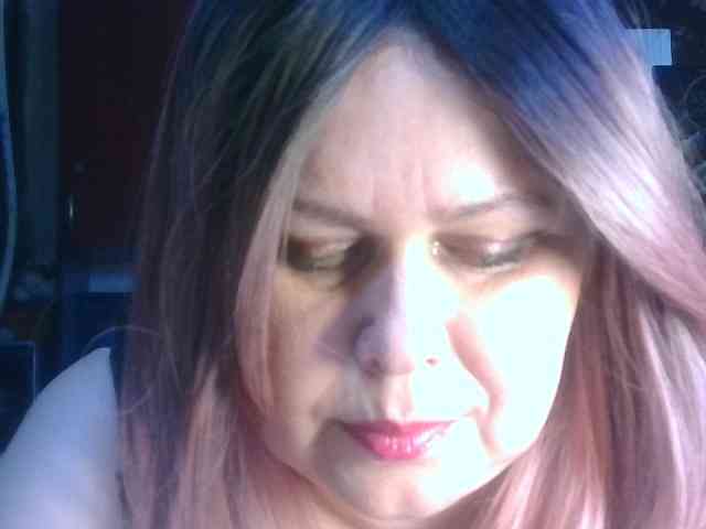 CharleeKendall webcam