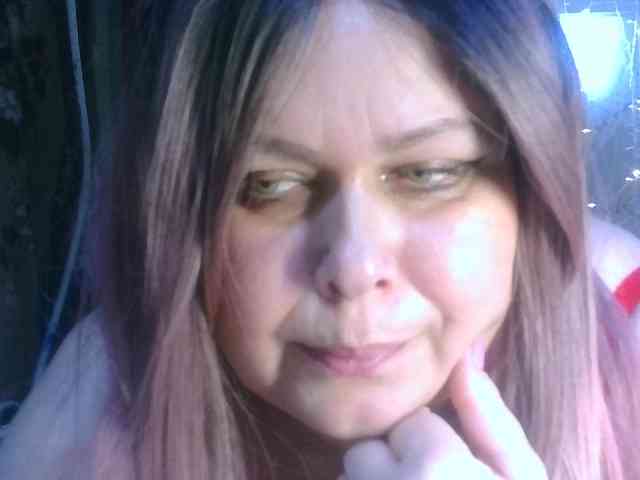 CharleeKendall webcam