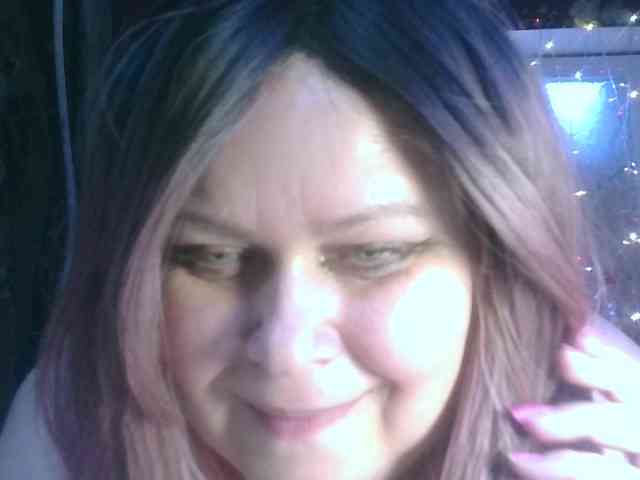 CharleeKendall webcam