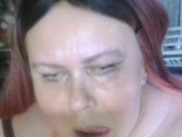 CharleeKendall webcam