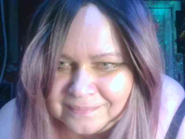 CharleeKendall webcam