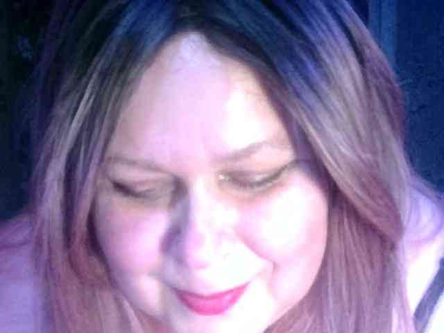 CharleeKendall webcam