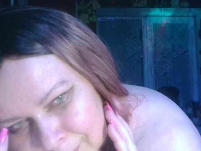 CharleeKendall webcam