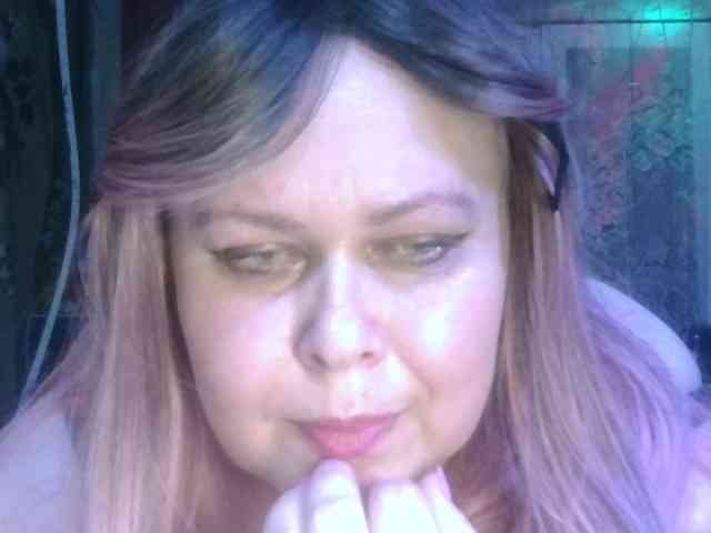 CharleeKendall webcam