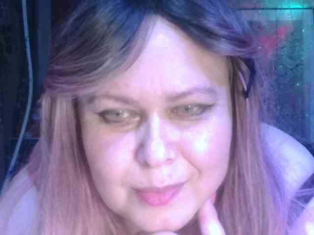 CharleeKendall webcam