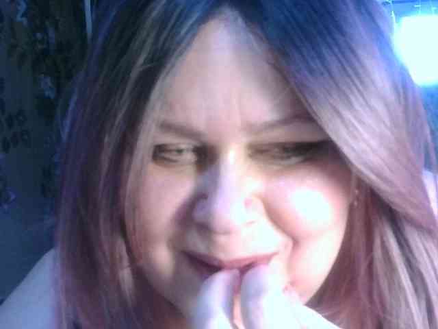 CharleeKendall webcam