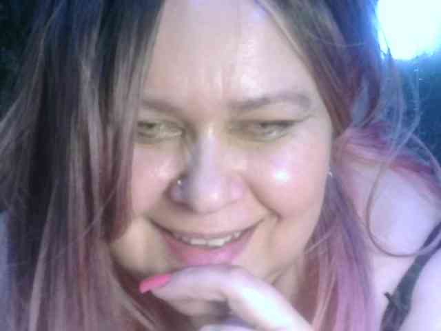 CharleeKendall webcam