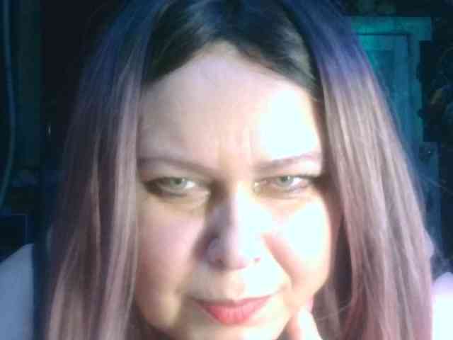 CharleeKendall webcam