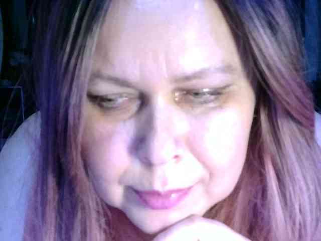 CharleeKendall webcam