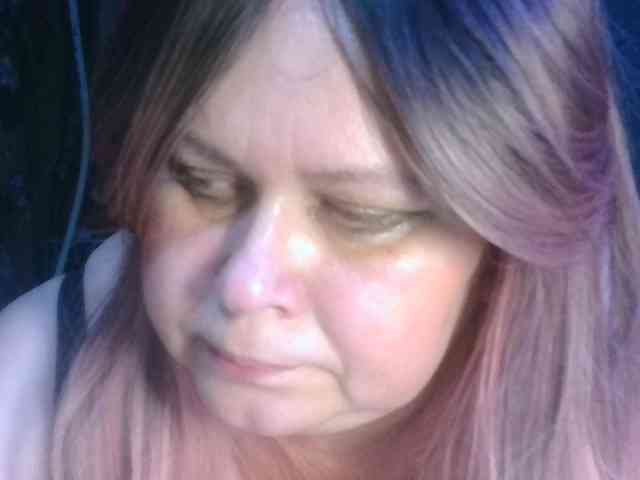 CharleeKendall webcam