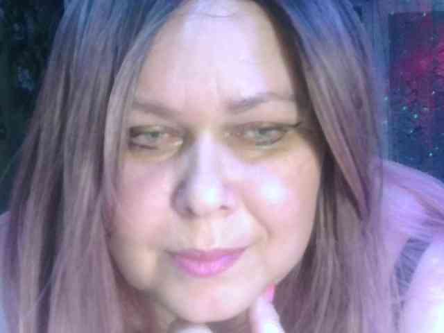 CharleeKendall webcam