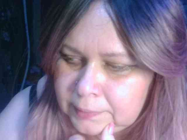 CharleeKendall webcam