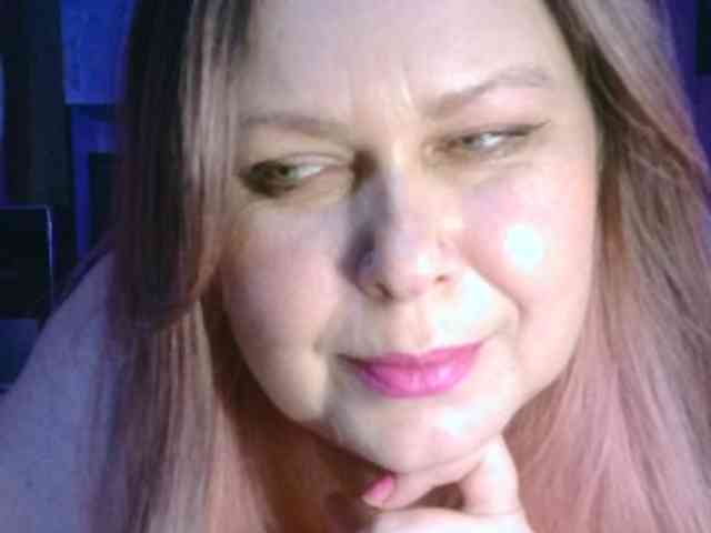 CharleeKendall webcam