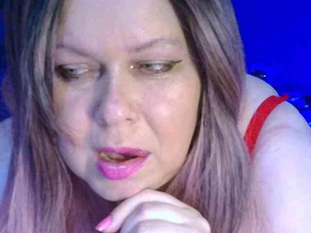 CharleeKendall webcam
