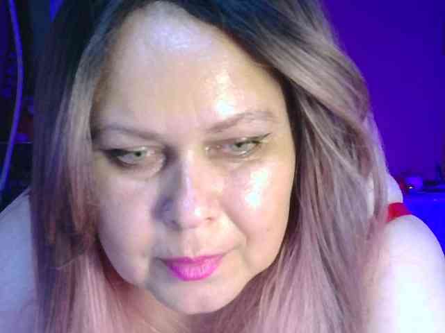CharleeKendall webcam