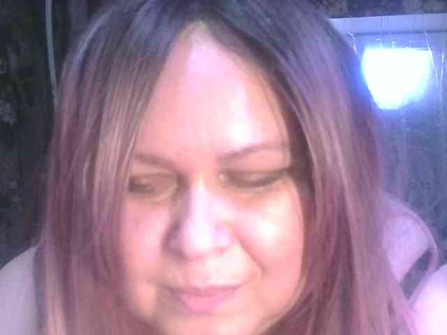 CharleeKendall webcam