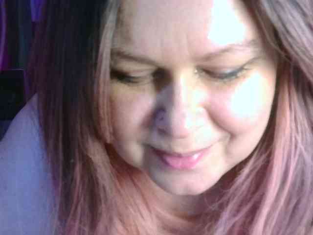 CharleeKendall webcam