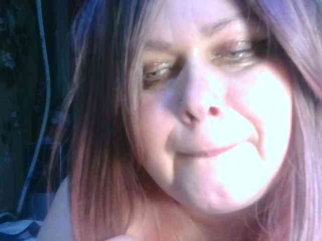 CharleeKendall webcam