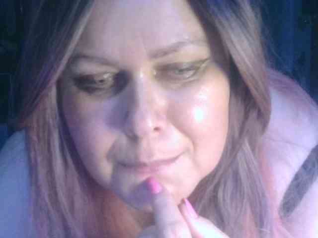 CharleeKendall webcam