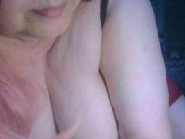 CharleeKendall webcam