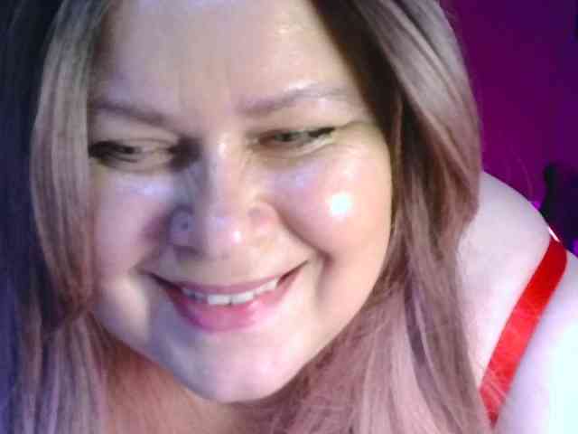 CharleeKendall webcam