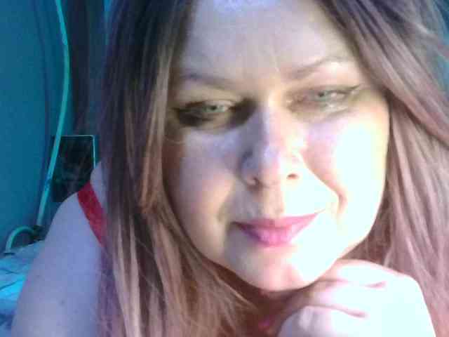 CharleeKendall webcam
