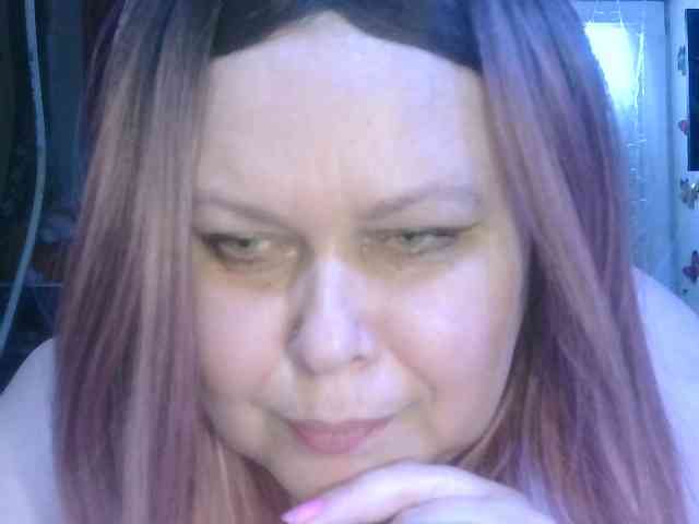 CharleeKendall webcam