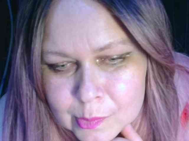 CharleeKendall webcam