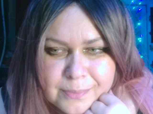 CharleeKendall webcam