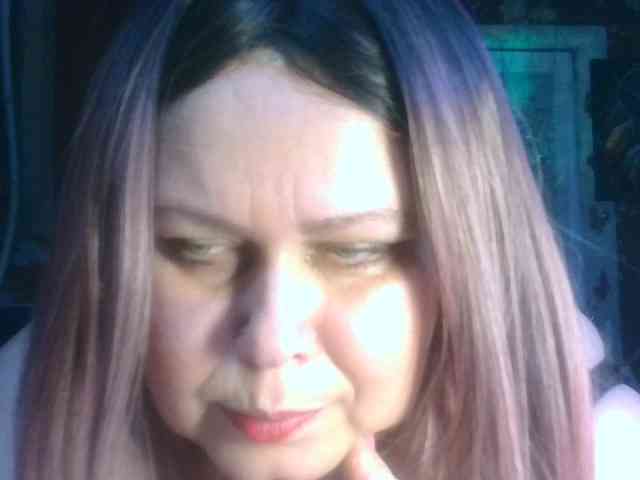 CharleeKendall webcam