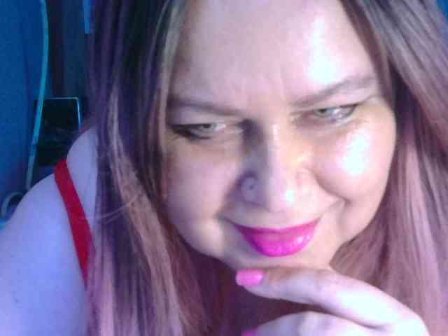 CharleeKendall webcam