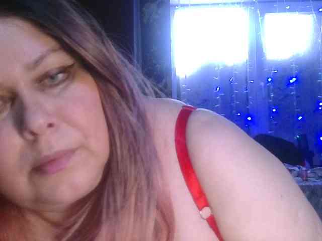 CharleeKendall webcam