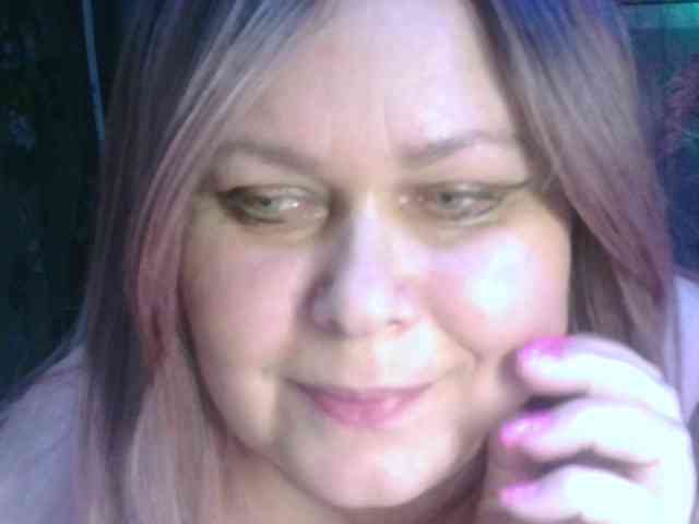 CharleeKendall webcam