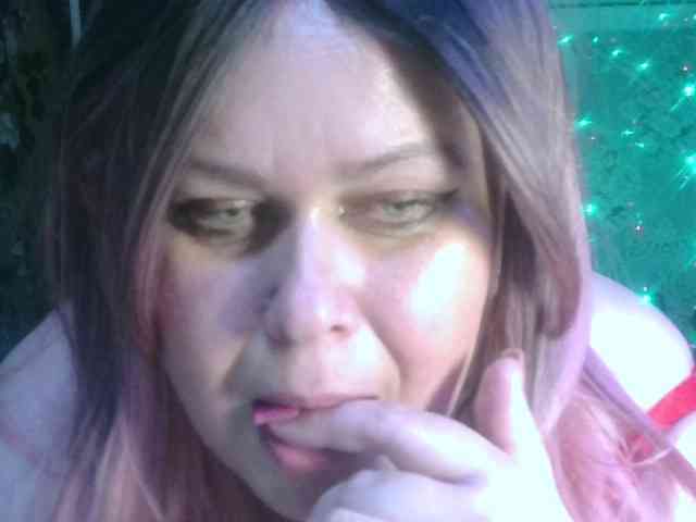 CharleeKendall webcam