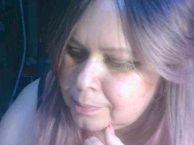 CharleeKendall webcam