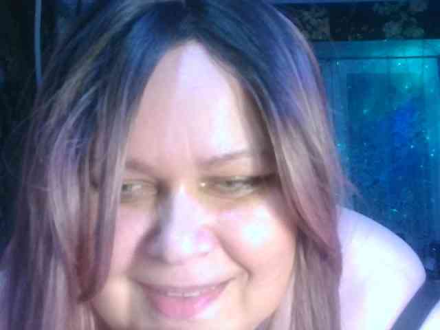 CharleeKendall webcam