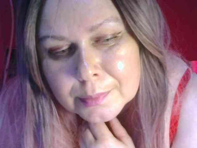 CharleeKendall webcam