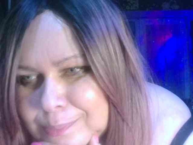 CharleeKendall webcam