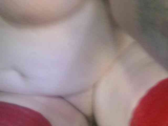 CharleeKendall webcam