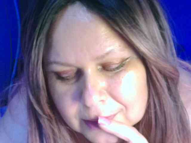 CharleeKendall webcam