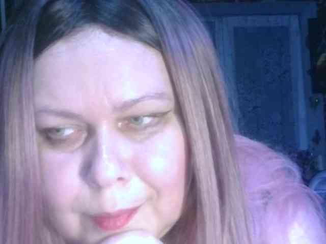 CharleeKendall webcam