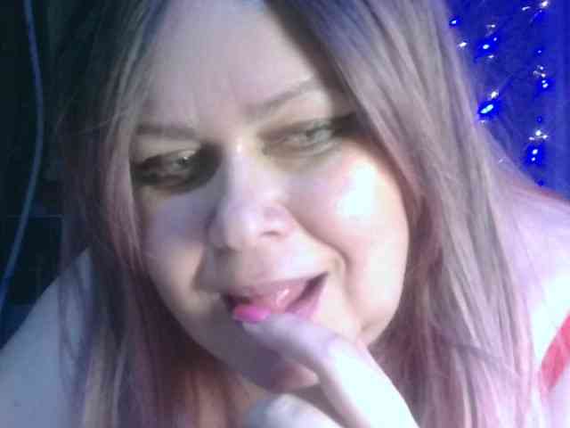 CharleeKendall webcam