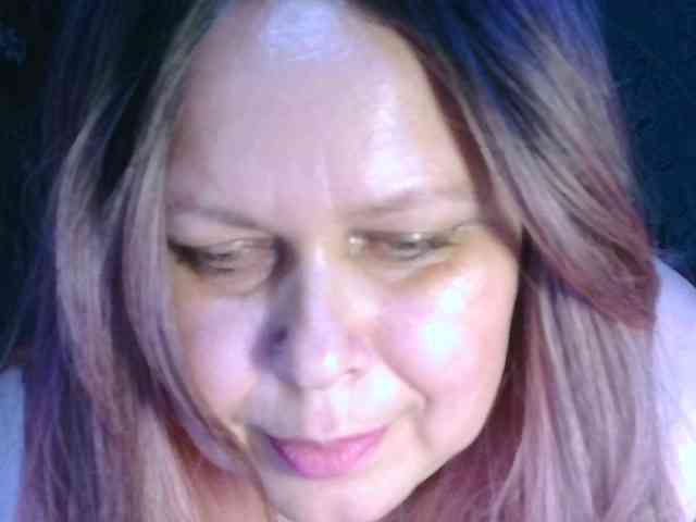 CharleeKendall webcam