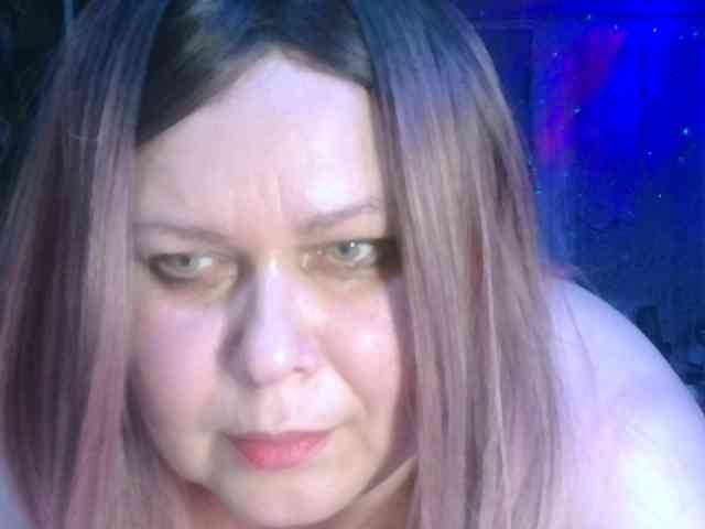 CharleeKendall webcam