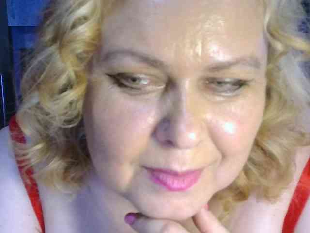CharleeKendall webcam
