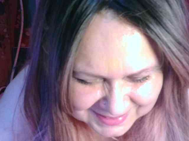 CharleeKendall webcam